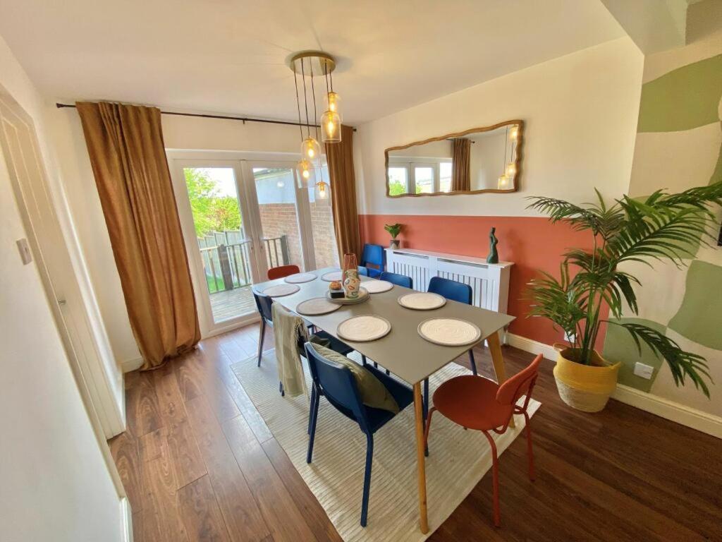 Coventry Huge 4Bed 2Bath Private Parking Nec By Empower Homes 외부 사진